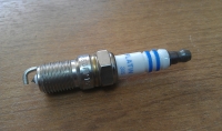 Свеча зажигания BOSCH HR8DPP15V PLATINUM (FORD, MAZDA)
