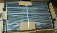 Радиатор охлаждения VAG VW PASSAT B3/B4 1.6-2.8 (механика, -AC)